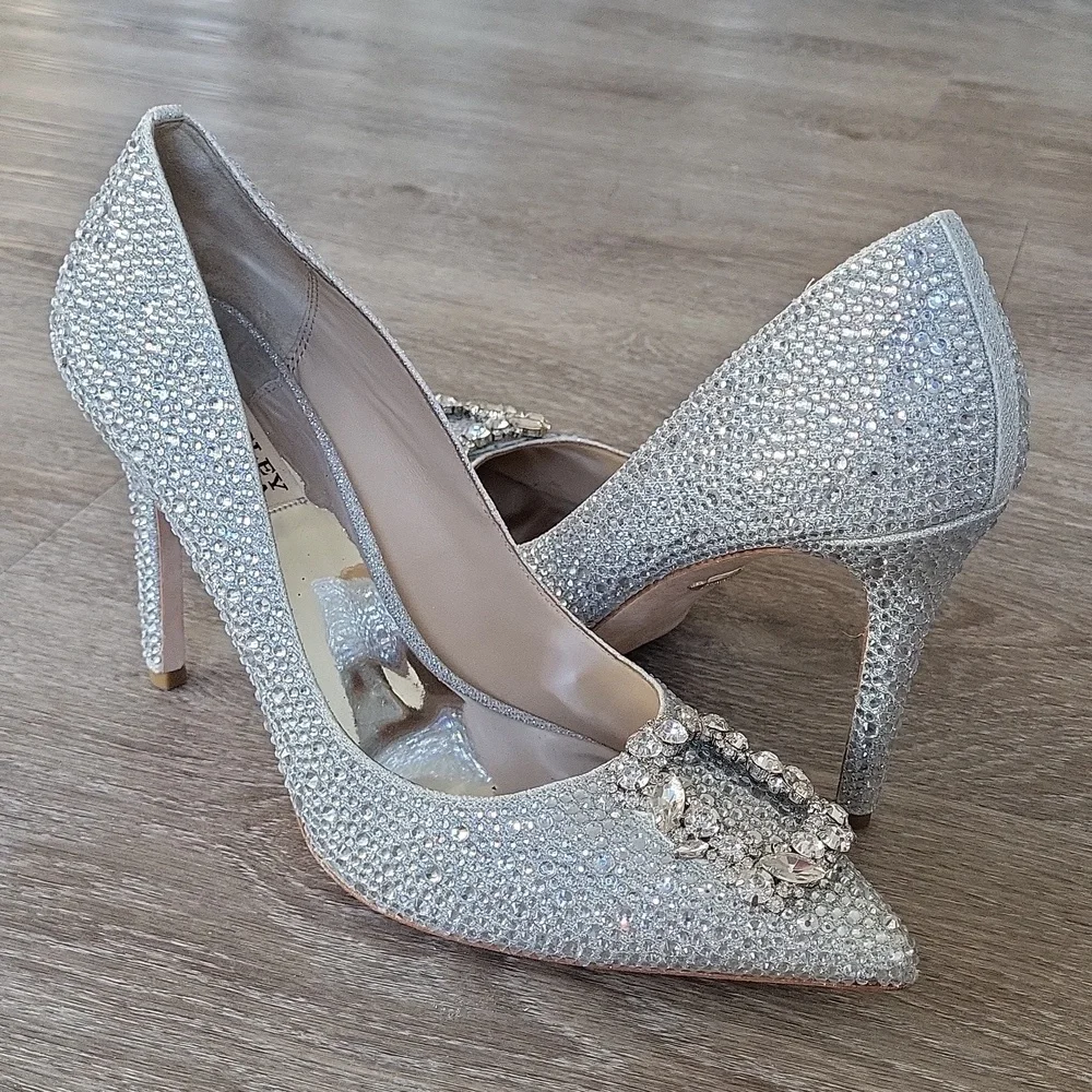 Badgley Mischka Cher II Silver Rhinestone Pump - 9.5 - Picture 7 of 14